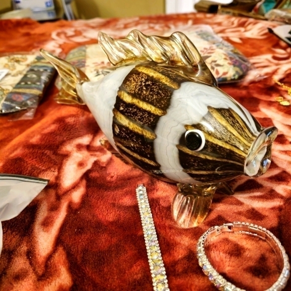 Murano Other - XL Murano Vintage 10" Long Glass Fish W/Curved Tale - Brown and White